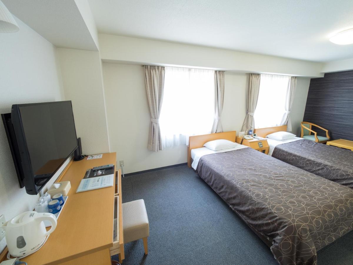 Hotel Shin Osaka Exterior photo
