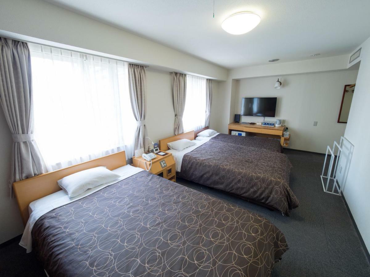 Hotel Shin Osaka Exterior photo