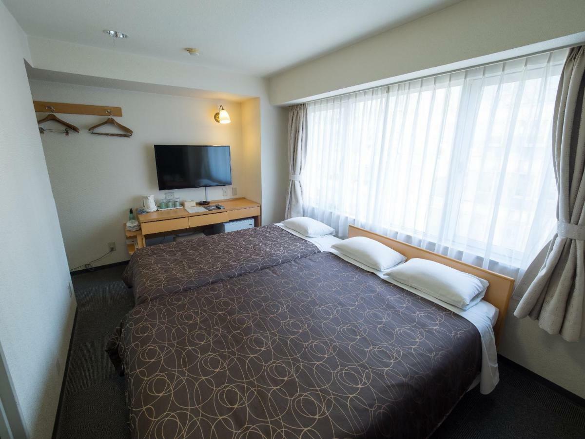 Hotel Shin Osaka Exterior photo